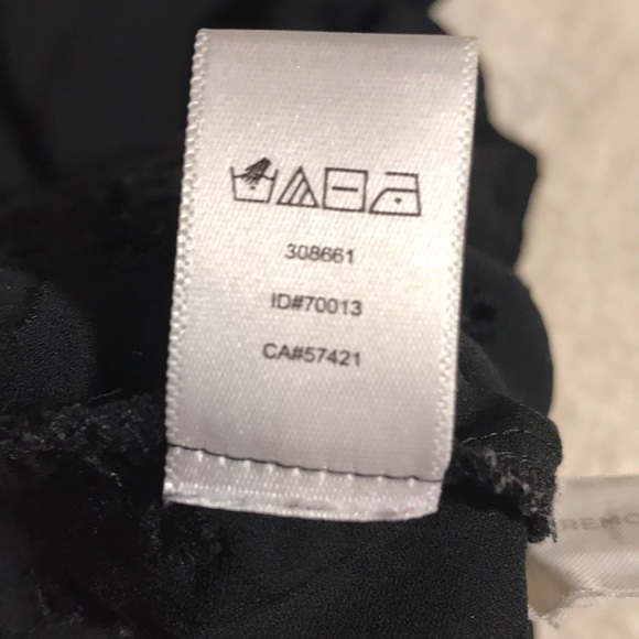 LOFT Black Sleeveless Eyelet Detail Top - Picture 6 of 6